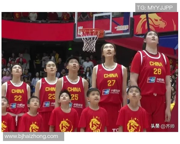 武汉篮球队在世界杯预选赛中以60分高居积分榜首位，展现强劲实力